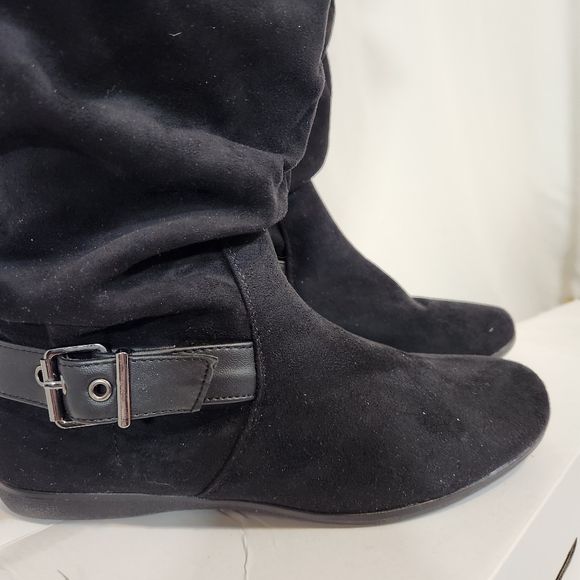 Aldo GLAULLA-98 Black warm fashion flat  boots buckle and socks top size 8 NIB - Picture 4 of 8